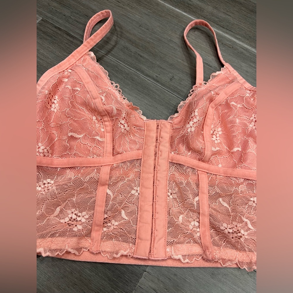 Colsie‎ Lace Bra - Picture 2 of 5